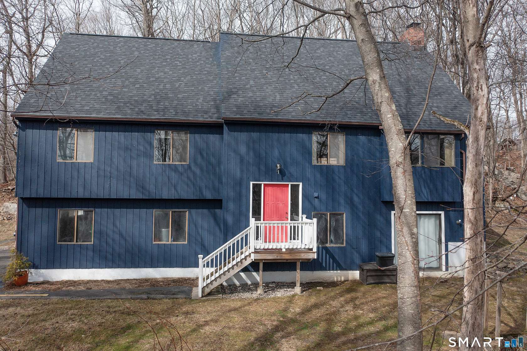 2 Acres of Land with Home for Sale in Ridgefield, Connecticut