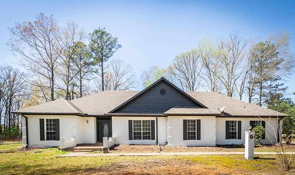 4 Acres of Land with Home for Sale in Pine Bluff, Arkansas