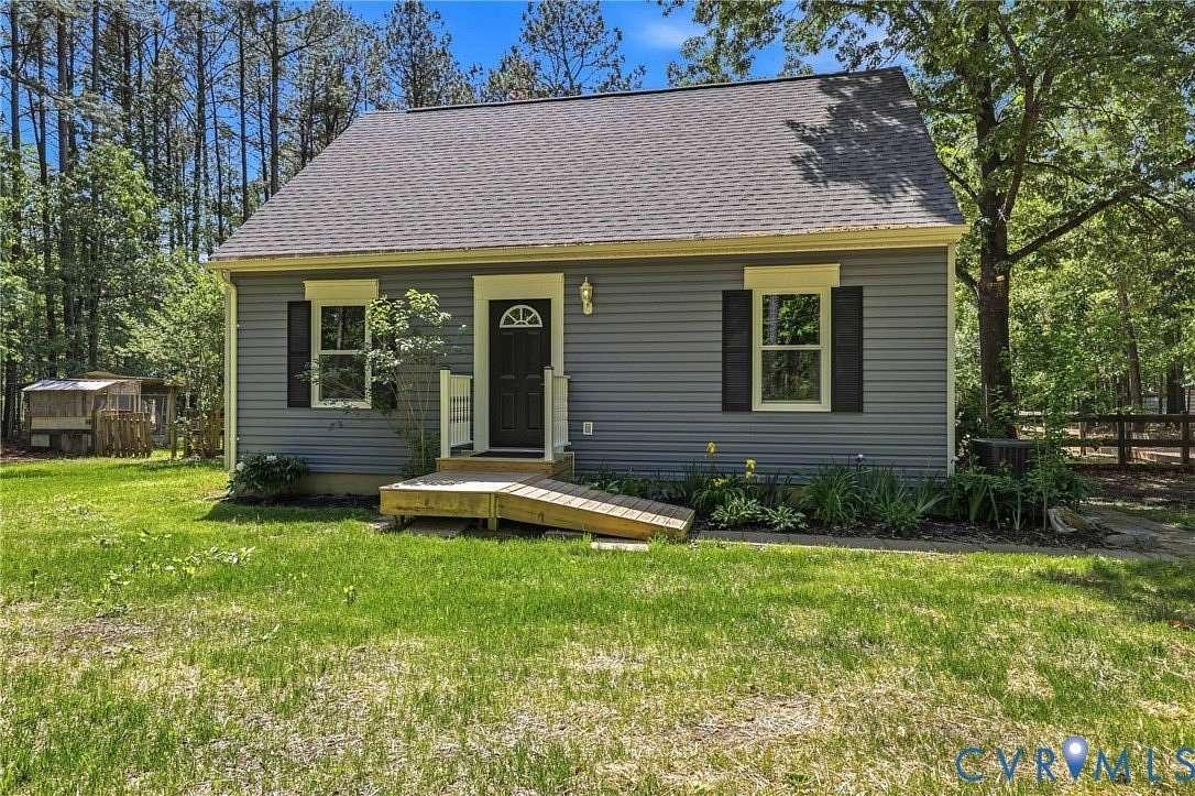 5 Acres of Land with Home for Sale in Spotsylvania, Virginia