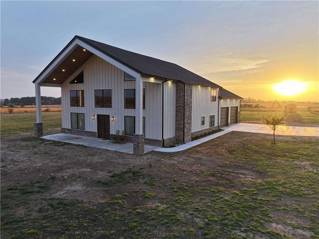 4 Acres of Land with Home for Sale in Tahlequah, Oklahoma