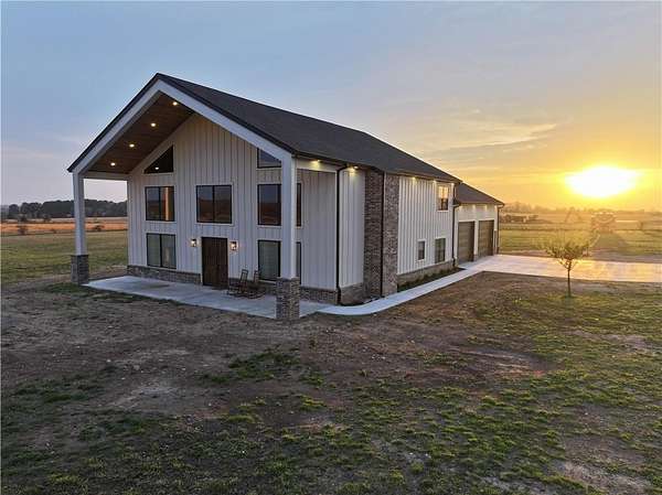 4 Acres of Land with Home for Sale in Tahlequah, Oklahoma