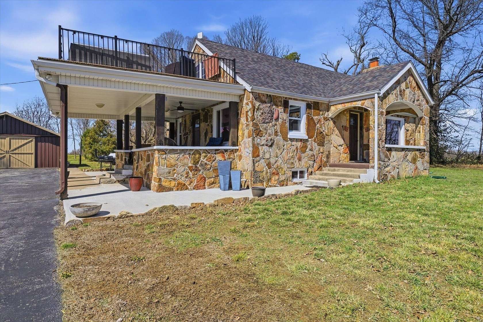 5 Acres of Land with Home for Sale in Springfield, Missouri