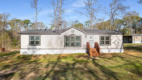 2.1 Acres of Land with Home for Sale in Kilgore, Texas