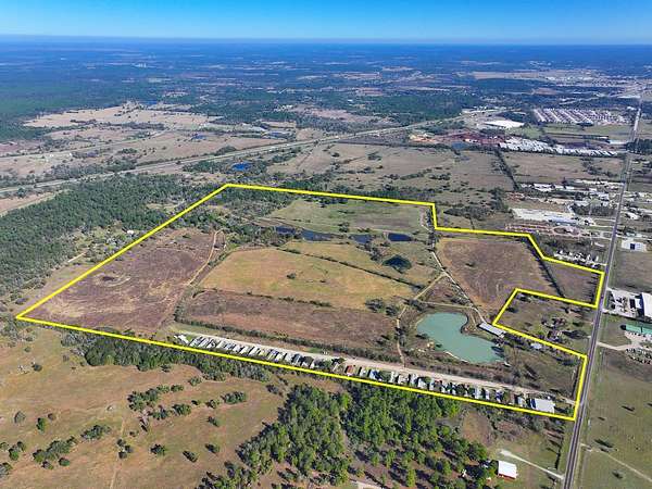 190 Acres of Mixed-Use Land for Sale in Huntsville, Texas