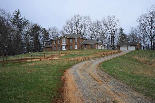 54 Acres of Agricultural Land with Home for Sale in Roanoke, Virginia