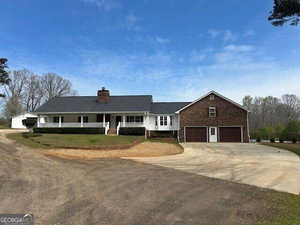 6.36 Acres of Land with Home for Sale in Senoia, Georgia
