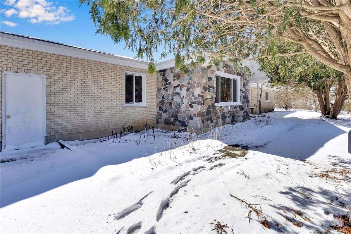 25.6 Acres of Agricultural Land with Home for Sale in Union, Illinois