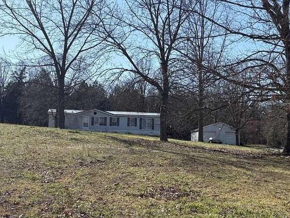 4 Acres of Land with Home for Sale in Russellville, Kentucky