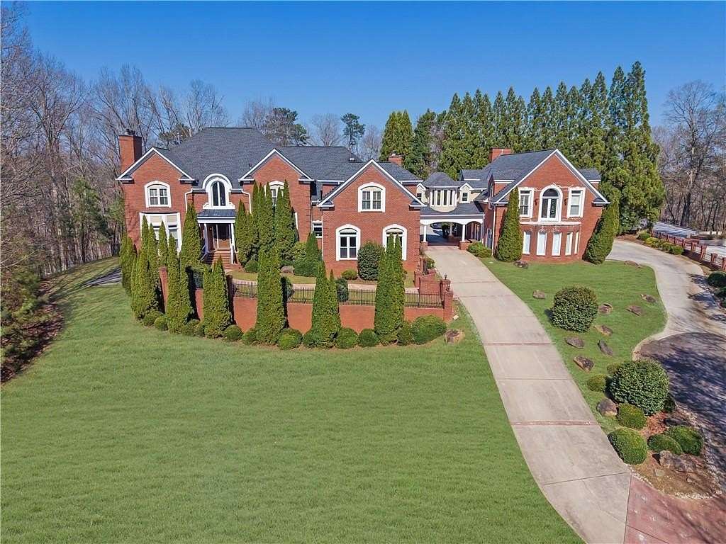 3.32 Acres of Land with Home for Sale in Atlanta, Georgia