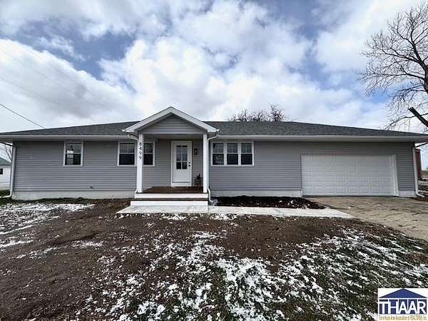 2 Acres of Land with Home for Sale in Dana, Indiana