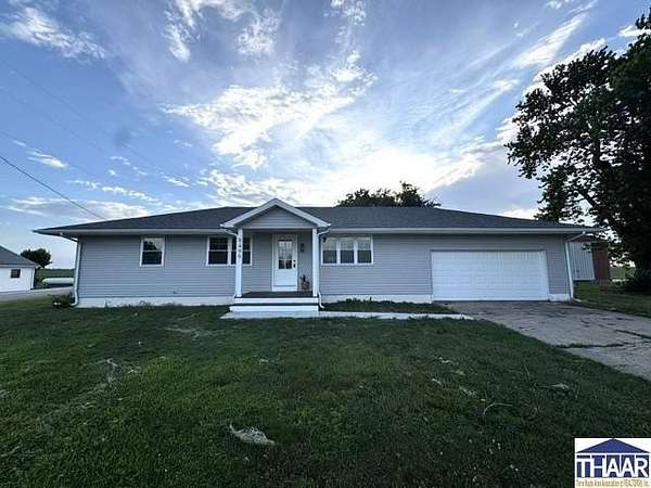 2 Acres of Land with Home for Sale in Dana, Indiana
