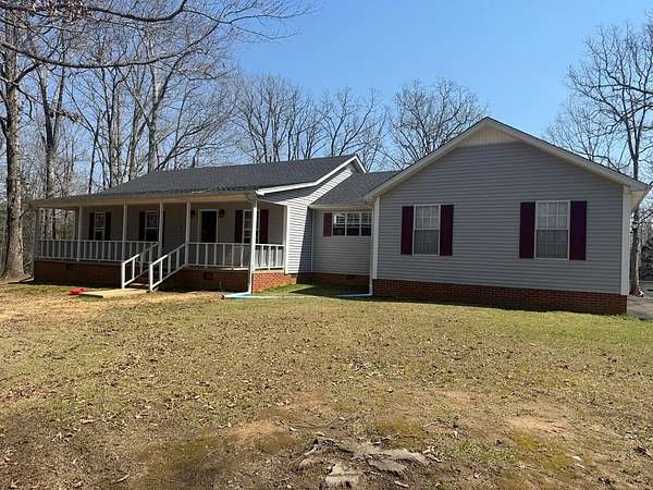 4 Acres of Land with Home for Sale in Jacks Creek, Tennessee