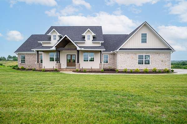 5 Acres of Land with Home for Sale in Richmond, Kentucky