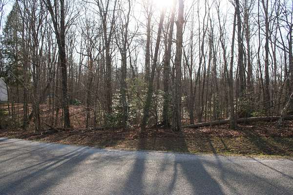 0.78 Acres of Residential Land for Sale in Gruetli-Laager, Tennessee