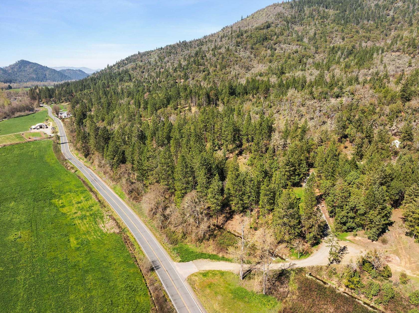 6.78 Acres of Residential Land for Sale in Grants Pass, Oregon