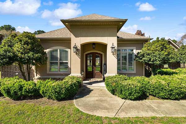 4 Acres of Land with Home for Sale in Benton, Arkansas