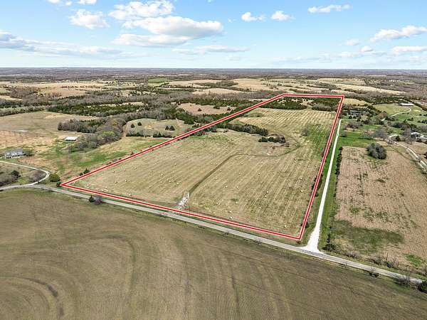 77 Acres of Land for Sale in Bells, Texas