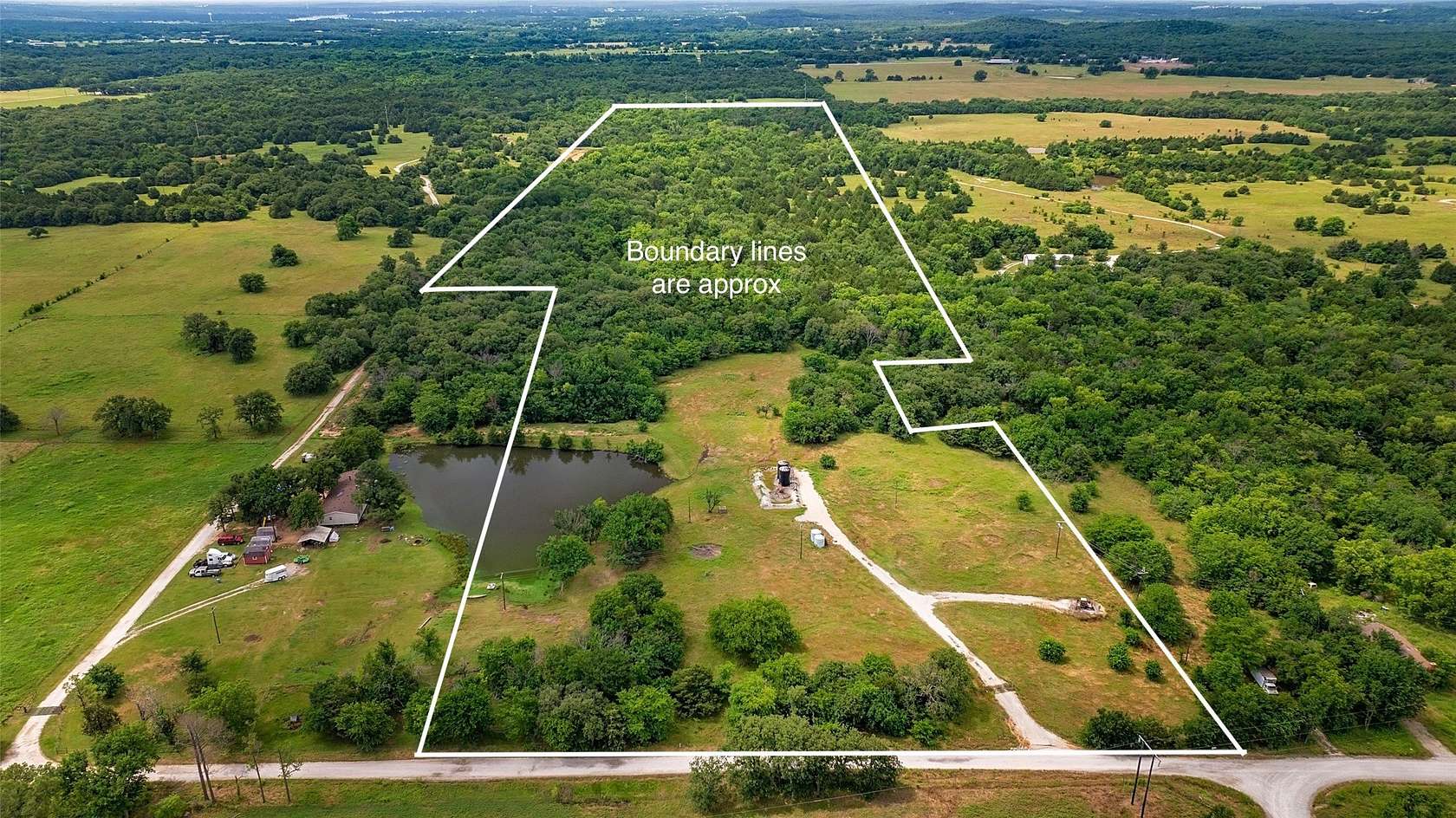 55 Acres of Recreational & Residential Land for Sale in Gainesville, Texas