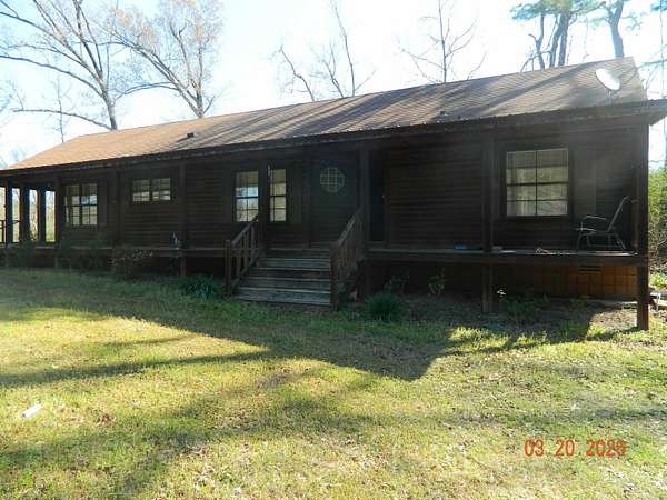 4 Acres of Land with Home for Sale in Arkadelphia, Arkansas