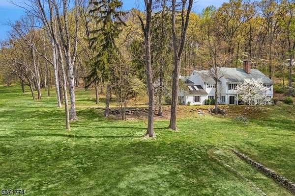 10 Acres of Recreational Land with Home for Sale in Far Hills, New Jersey