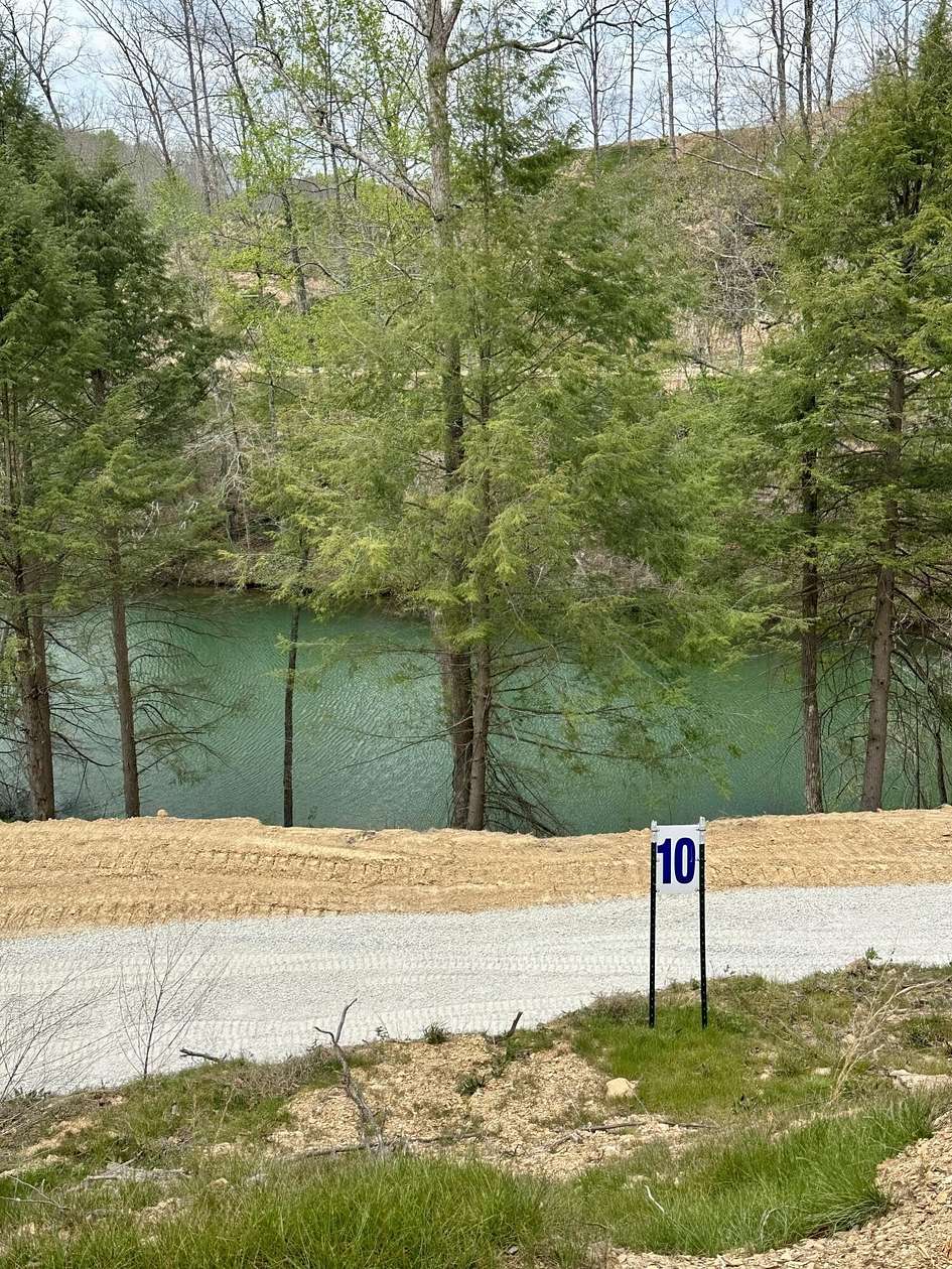 0.35 Acres of Residential Land for Sale in East Bernstadt, Kentucky