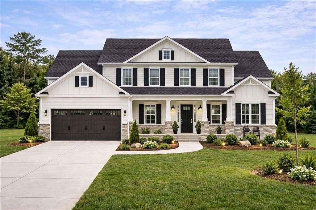 4 Acres of Land with Home for Sale in Salem, Alabama