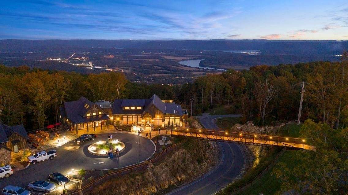 1.14 Acres of Residential Land for Sale in Jasper, Tennessee