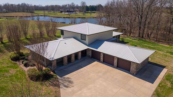 2.18 Acres of Land with Home for Sale in Clinton, Kentucky