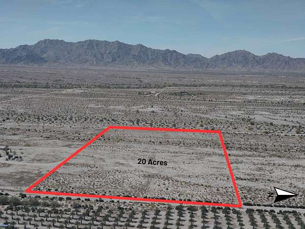 20 Acres of Agricultural & Residential Land for Sale in Wellton, Arizona