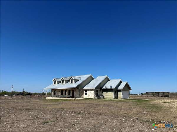 5.52 Acres of Land with Home for Sale in Martindale, Texas