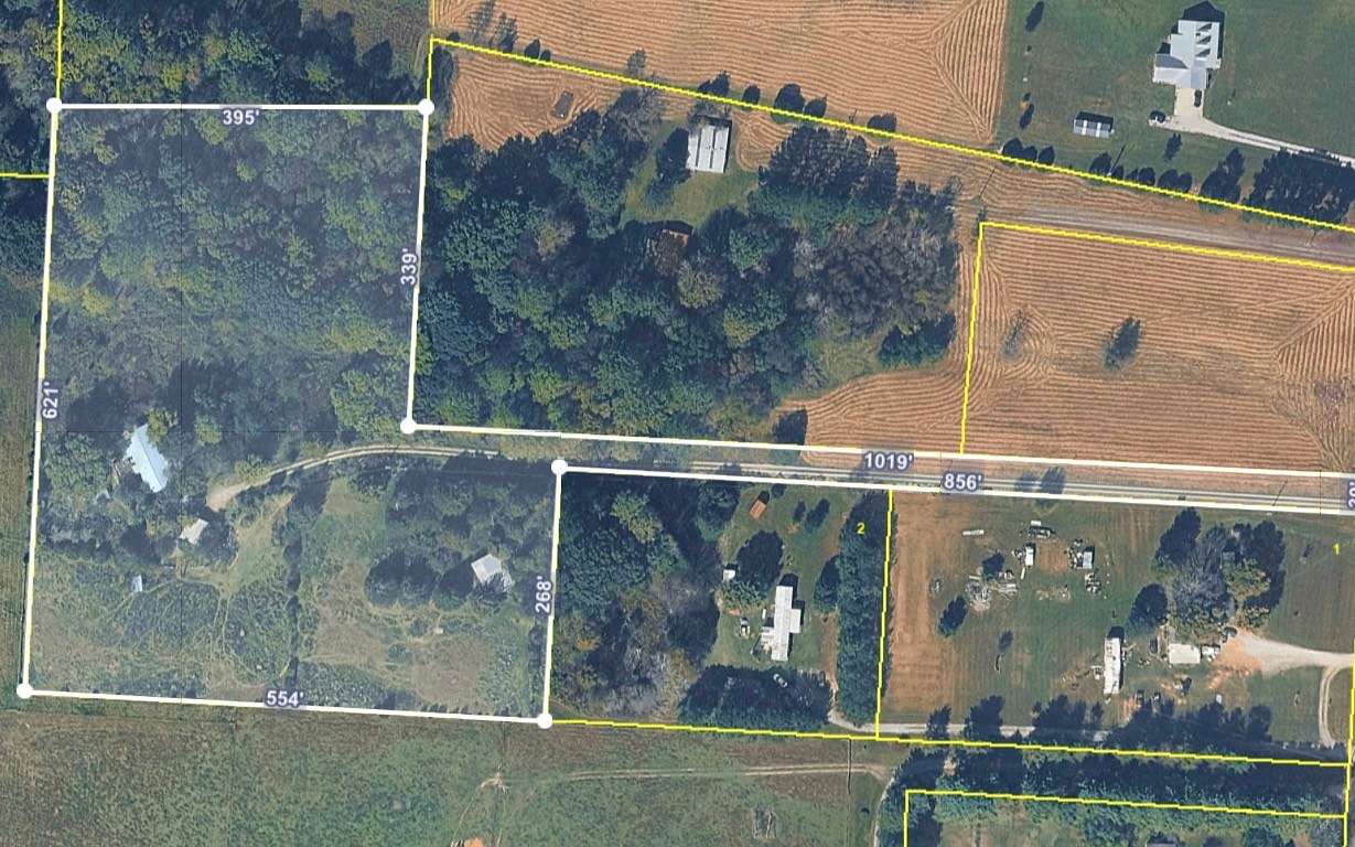 7.73 Acres of Land with Home for Sale in Portland, Tennessee