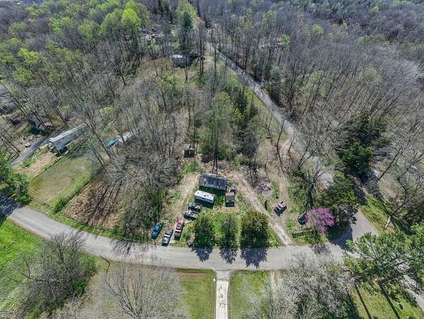 1.3 Acres of Land with Home for Sale in Charlotte, Tennessee
