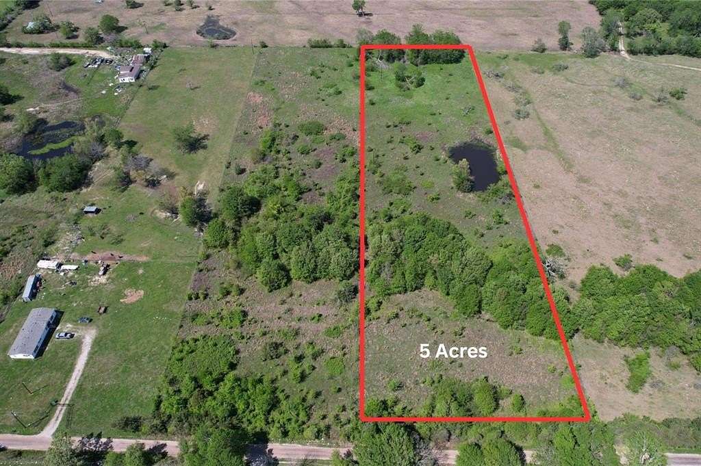 5 Acres of Residential Land for Sale in Kaufman, Texas