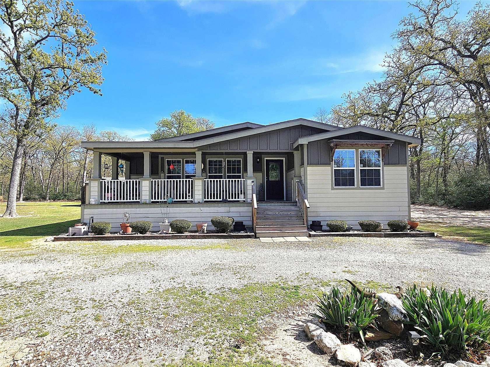 1.5 Acres of Land with Home for Sale in Thornton, Texas