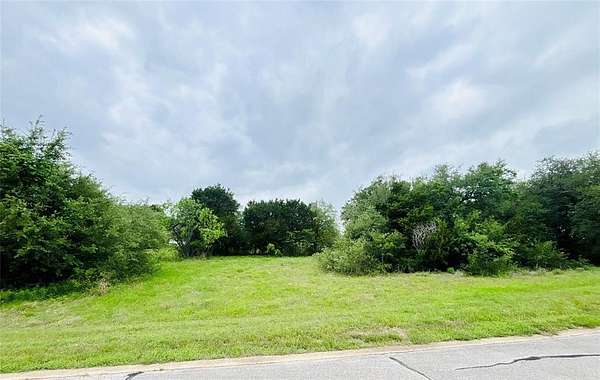 0.25 Acres of Residential Land for Sale in Cleburne, Texas