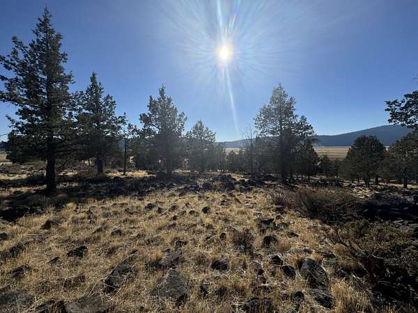0.87 Acres of Residential Land for Sale in Klamath Falls, Oregon