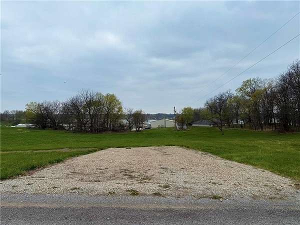 0.37 Acres of Residential Land for Sale in Gallatin, Missouri