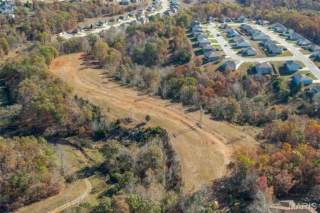 7.4 Acres of Residential Land for Sale in St. Robert, Missouri