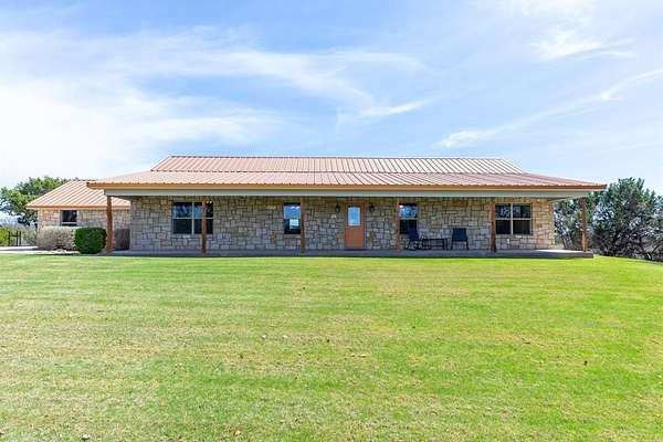 32.7 Acres of Land with Home for Sale in Tuscola, Texas