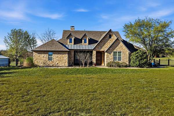 3.5 Acres of Land with Home for Sale in McKinney, Texas