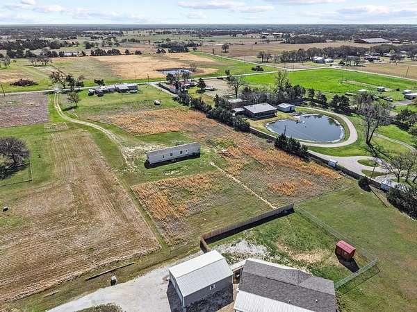 2.74 Acres of Land with Home for Sale in Whitesboro, Texas