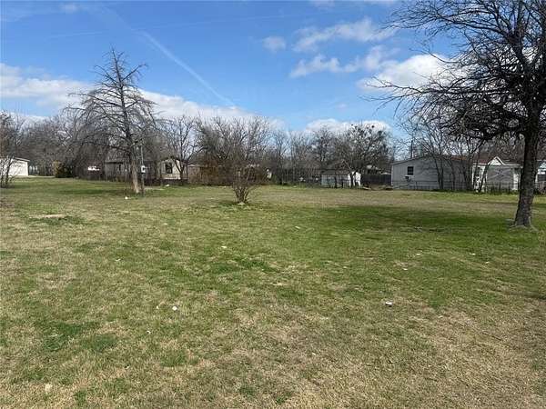 0.5 Acres of Land for Sale in Waco, Texas