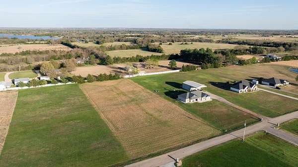 2 Acres of Residential Land for Sale in Sumner, Texas