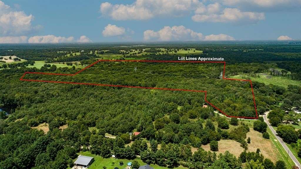 68.3 Acres of Recreational & Residential Land for Sale in Mineola, Texas