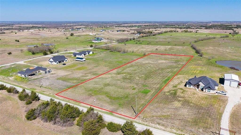 3 Acres of Residential Land for Sale in Celeste, Texas