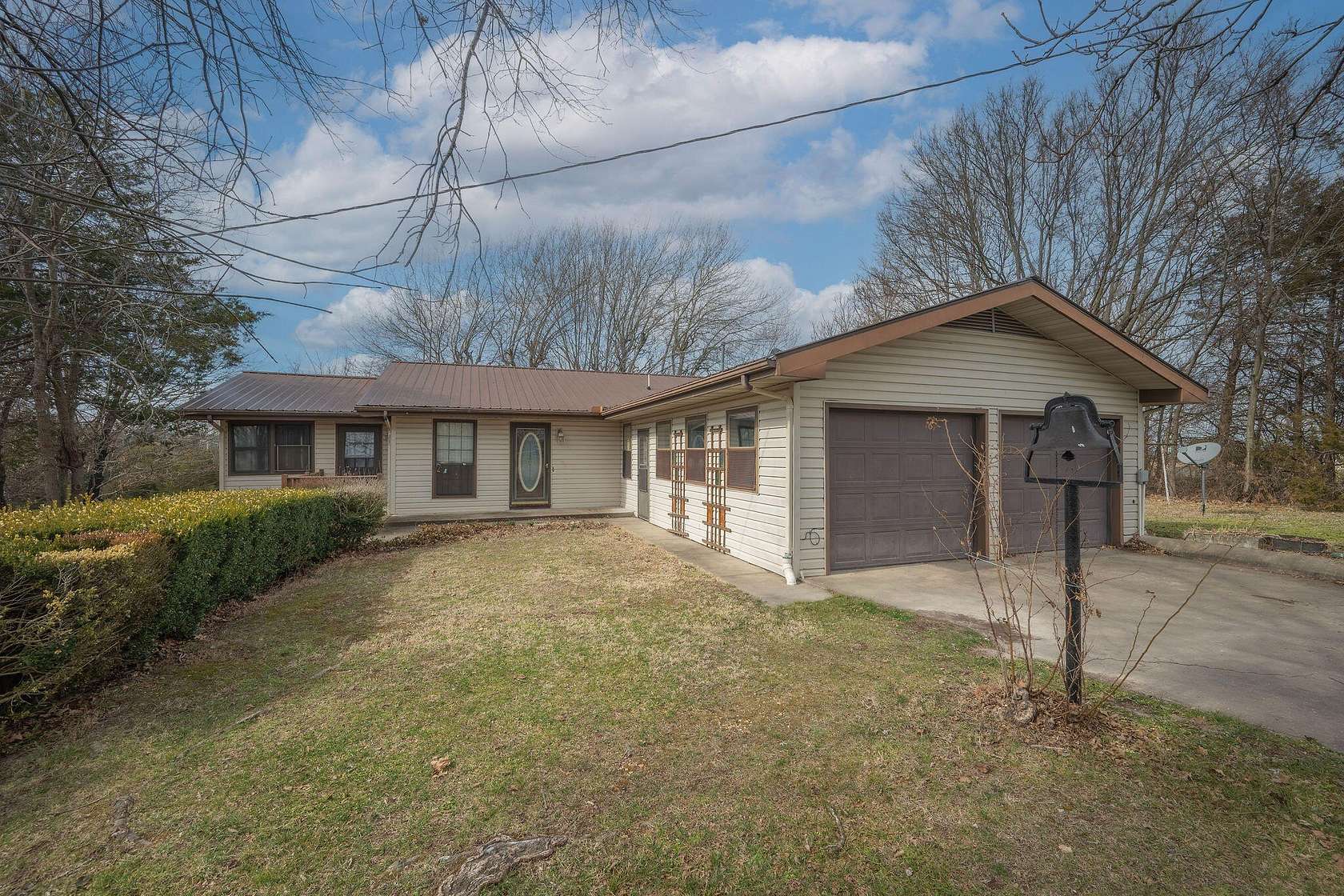 1.5 Acres of Land with Home for Sale in Cassville, Missouri