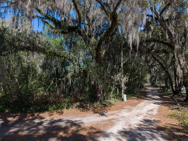 1.44 Acres of Land for Sale in Hawthorne, Florida