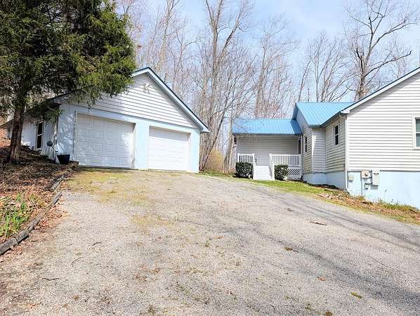 3.5 Acres of Land with Home for Sale in Monterey, Tennessee