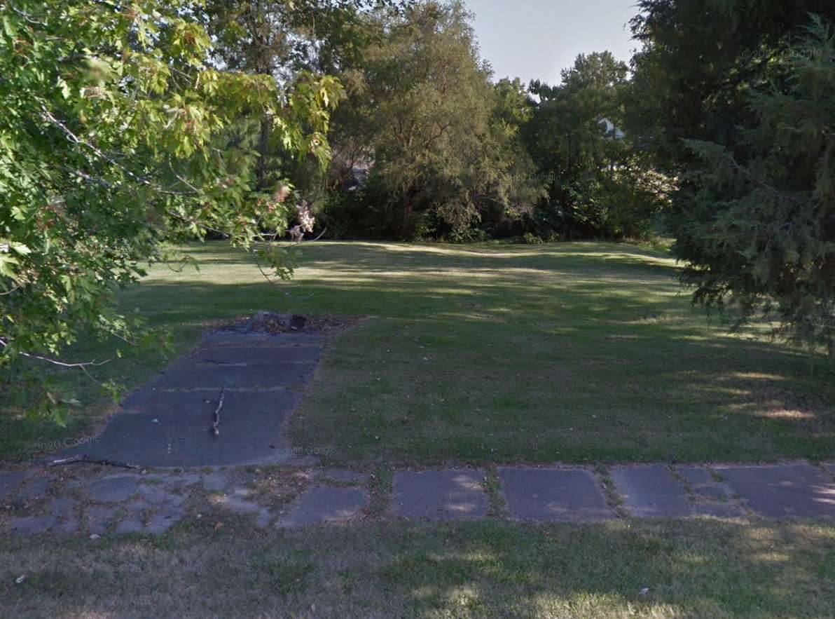 0.37 Acres of Residential Land for Sale in Kewanee, Illinois