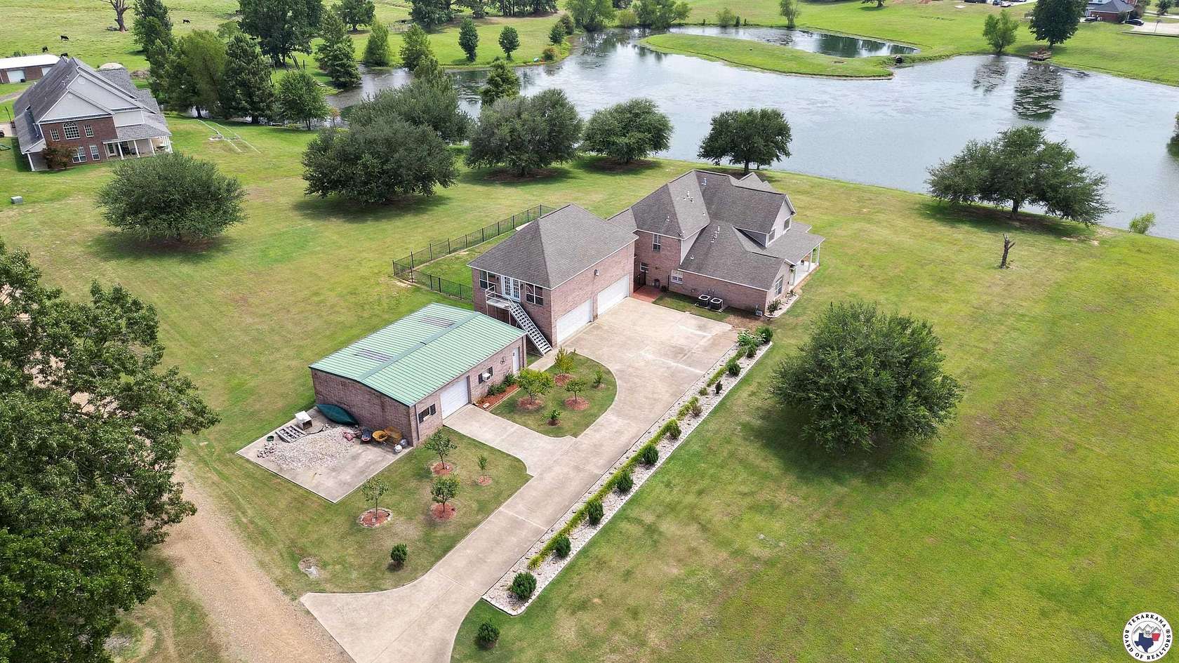 3.34 Acres of Land with Home for Sale in Hooks, Texas